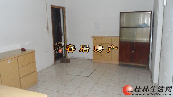 T �л�+����˫ѧ����һ���ӵ�ѧУ��һǽ֮���� ����� �����л�Сѧ�� 1��1�� 2¥  38