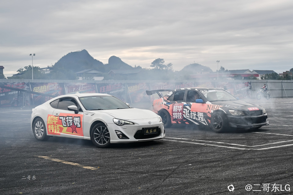 超华特技飞车秀 (28).jpg