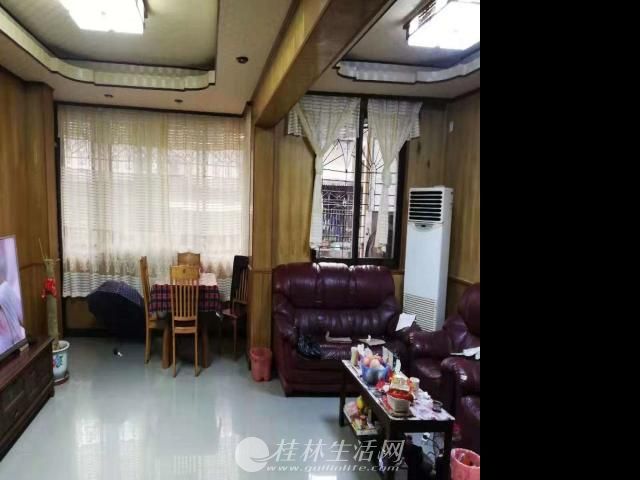�ź�����ѧ�����ź�Сѧ������96ƽ��120�����ۣ�ͣ�����㣬��¥�͵�ѧУ