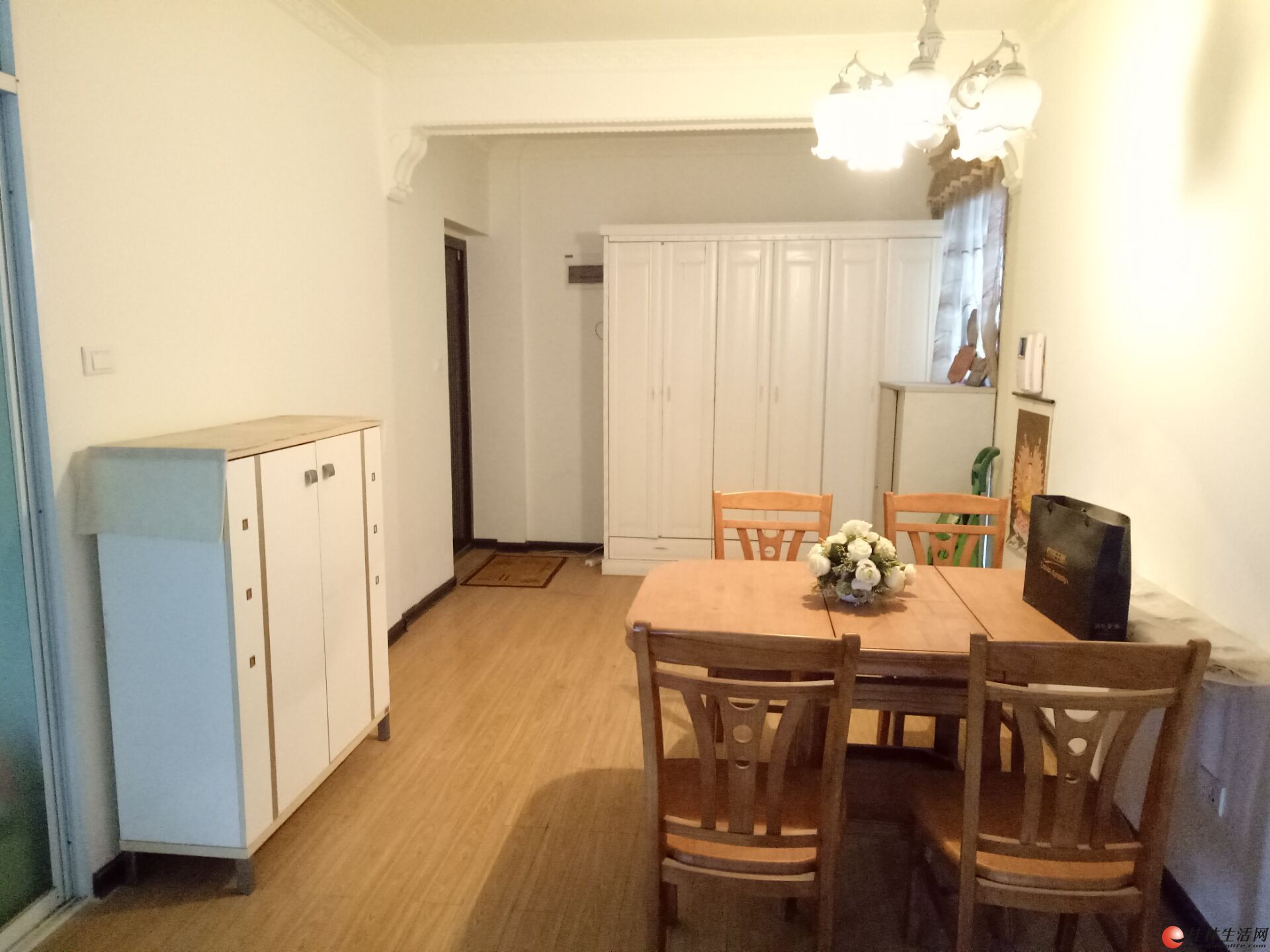 C��ɽ�� ��Ҥ�����Ƕ�����̩�� 2��2�� 85�O��װ�����ס56��