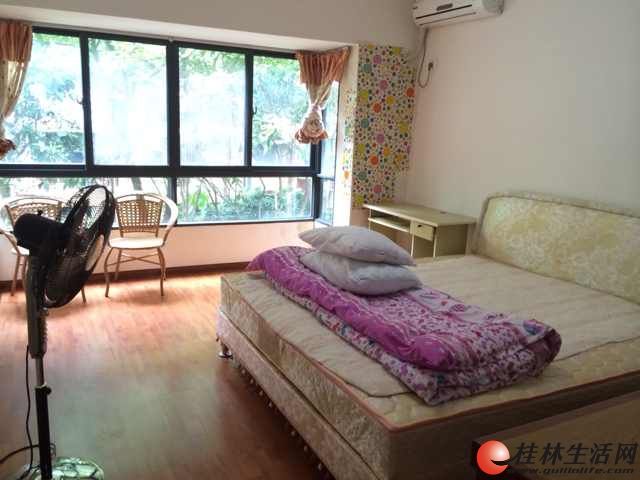 ���޼��ռ�ƷС�� ���пշ����� 2��2�� 90�O 2200ֱ�������ס