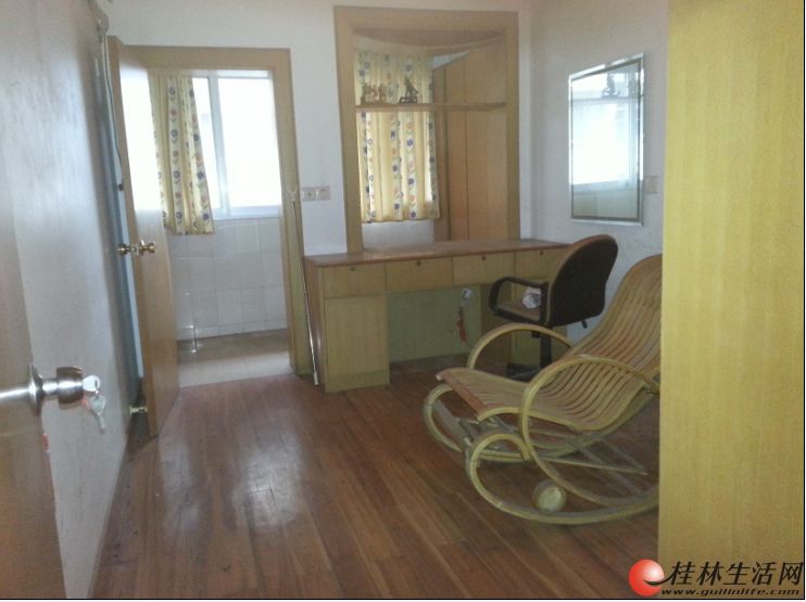 888  �ͼ۳���    ����·��������   321  110�O  3F  ��װ   1300Ԫ/��   �ҵ���ȫ