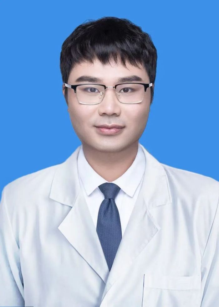赵振宇1.jpg