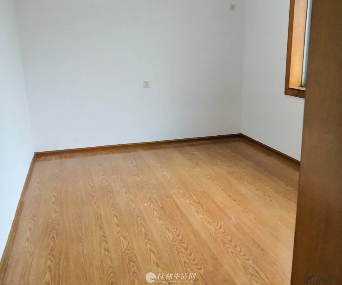 ��Ⱥѧ�� ̫ƽ·˰������� 2�� 2¥ 98��