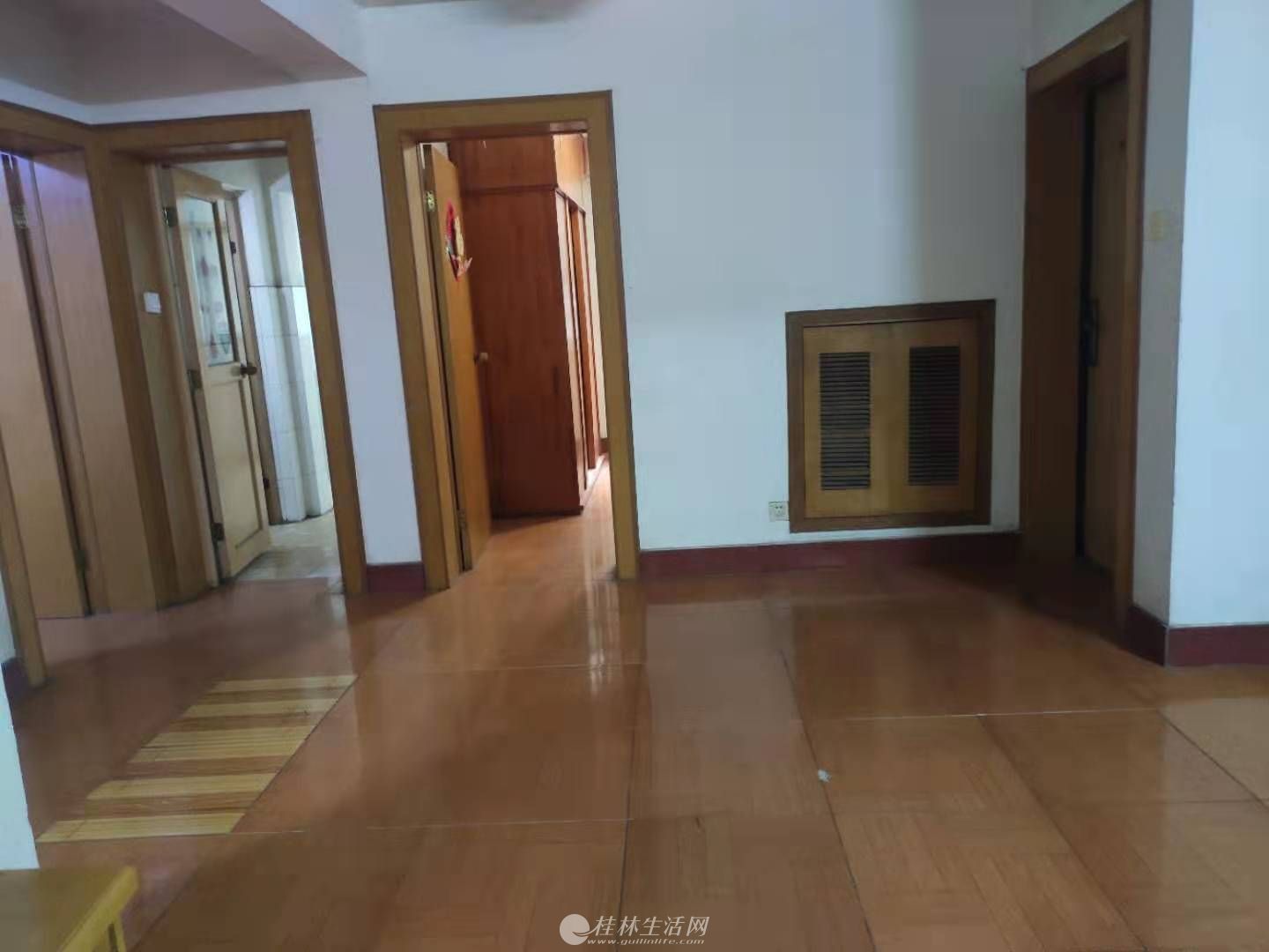 �������½�·����ľ�Ĺ�˾������2¥90ƽ3��2��1���������10��ƽ��57��