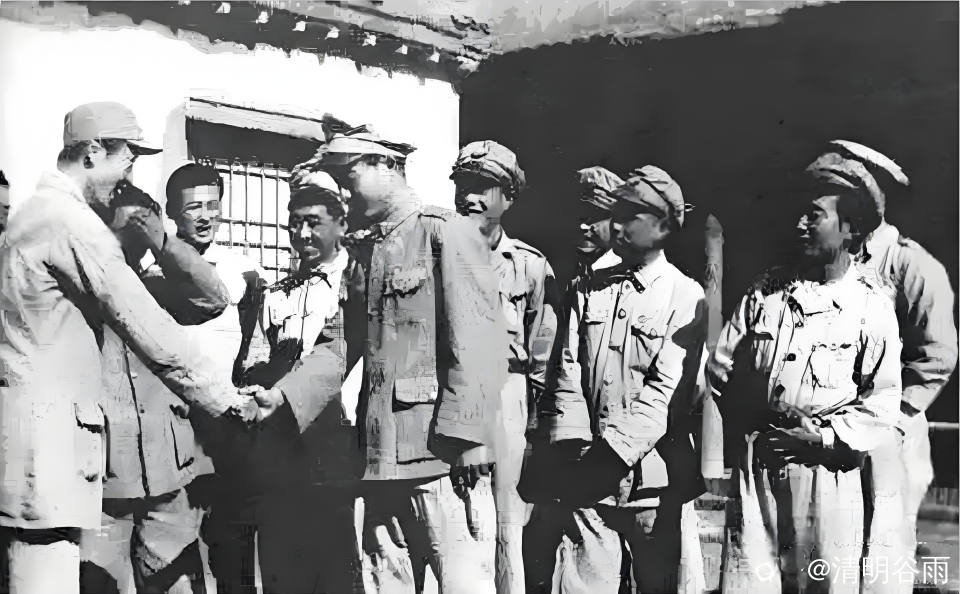 西南起义军官0.jpg