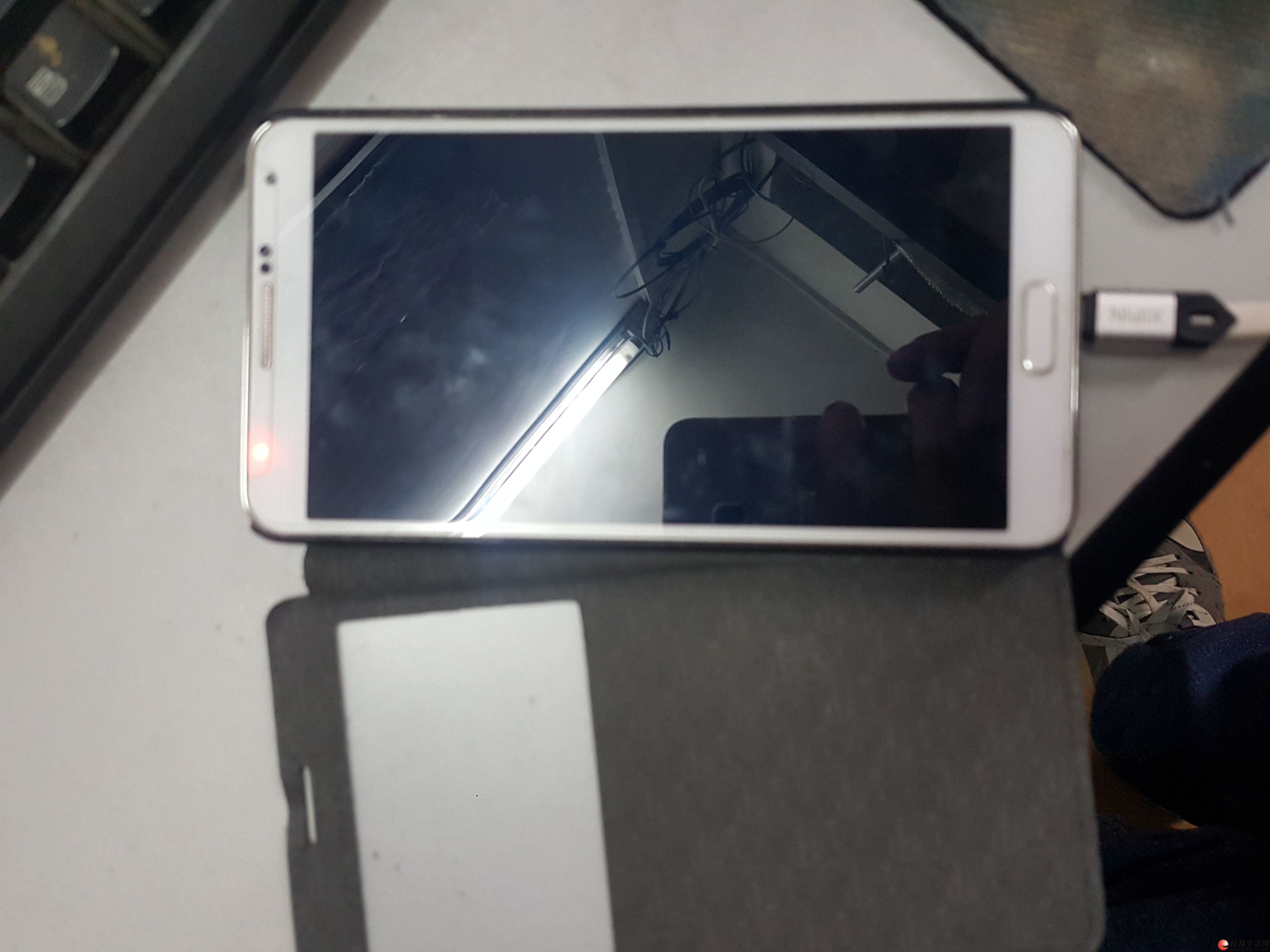 ������������note3���ų��£���½�л�������С���Ѷ���