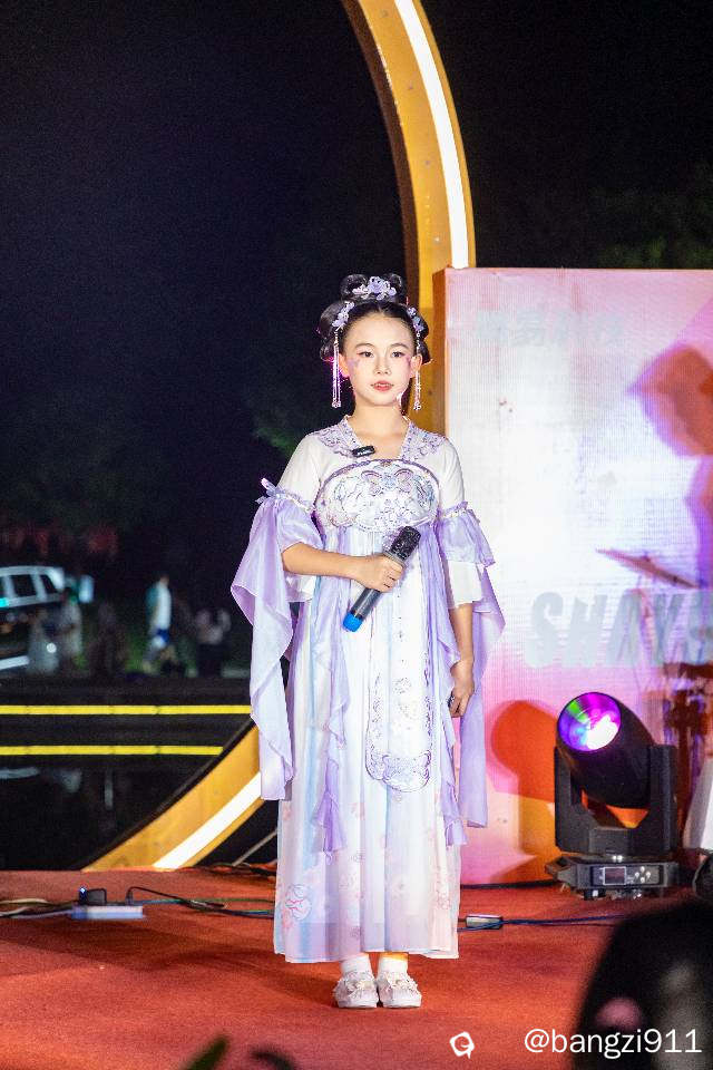 c9268191-6d23-3a7f-68e8-0db1326fc4ee.jpg