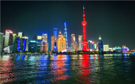 灯光璀璨的浦东夜景