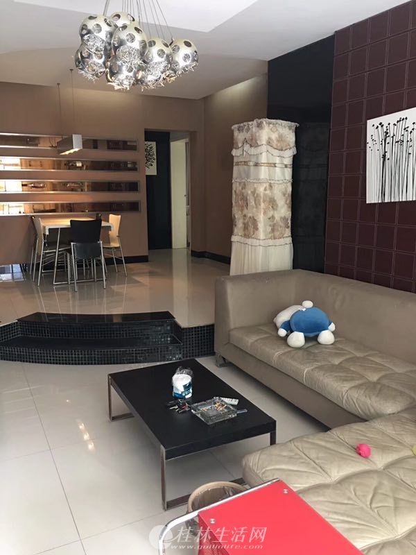L�� ������2¥���Ż�·«�� ��ɽˮ����ǡ���װ3�� ��Ȩ122�O ����128�O�Ķ��Ǽ�