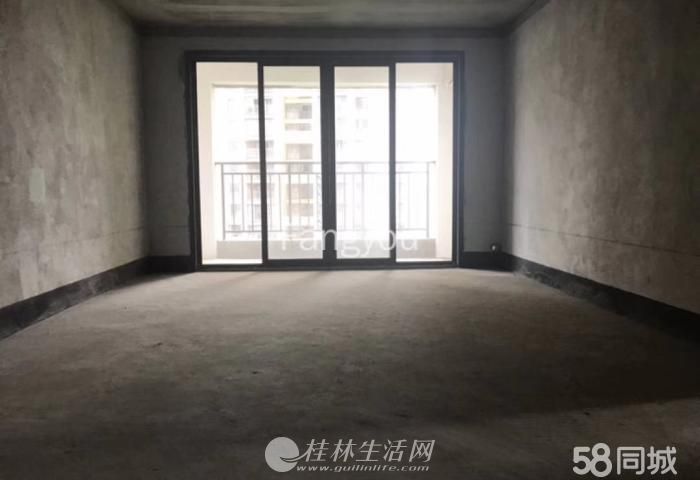 �˻��3��2��2��117.82ƽ����λ�з���֤