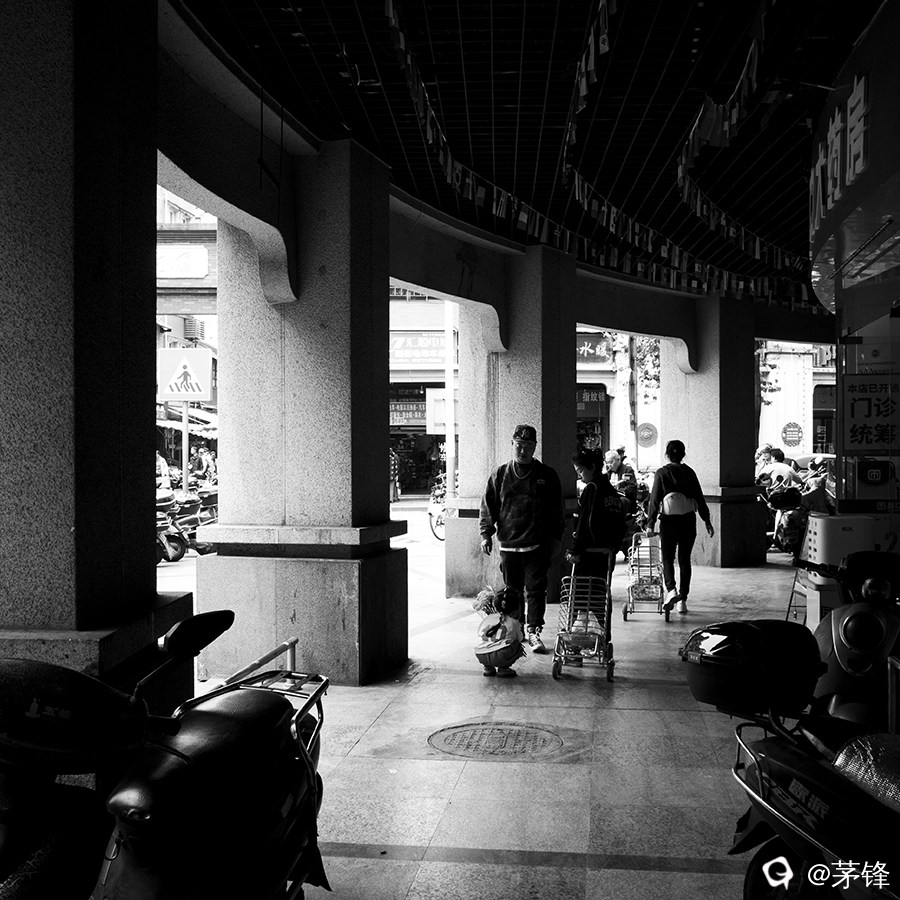4-R0103678.jpg