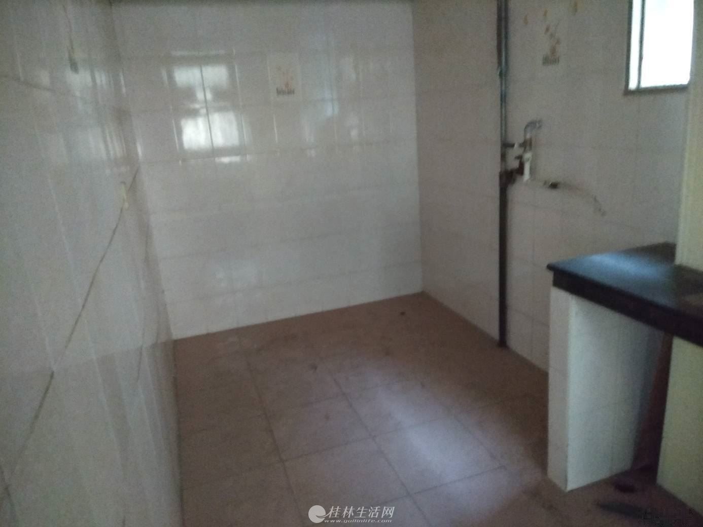 «��·ˮ�ó�3¥��5¥����λ��װ2��1��1��63ƽ32��