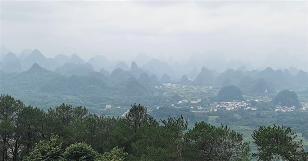 霧中的“千里江山圖”