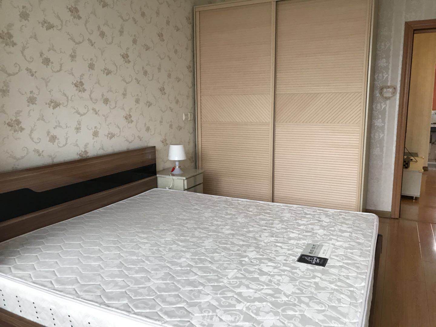 �����⡿��������ҽԺ�ԣ���װ��2����1600Ԫ/�£�����Сѧ����