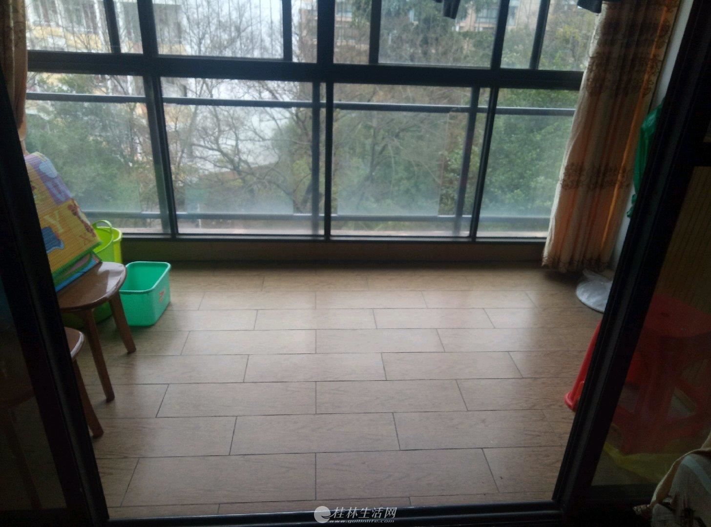 ���޼���  ��װ2��2����89ƽ��72���ۣ���5Ψ1����˰