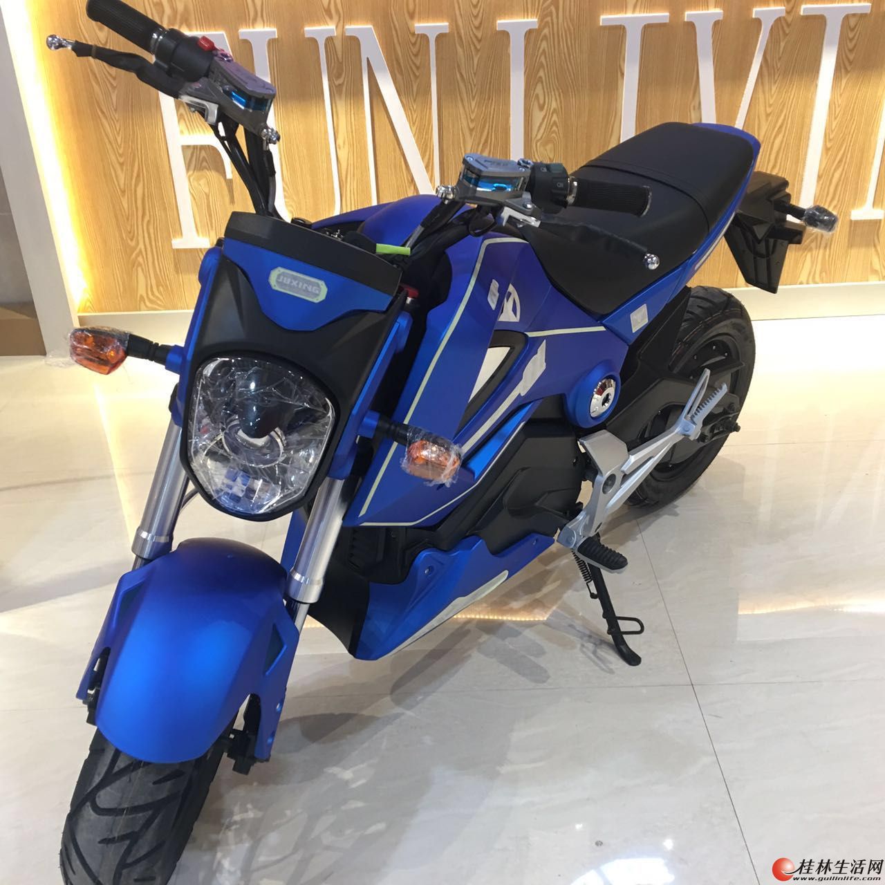 ���ֶ���������綯���ܴ��۸�ͬ�������Ա�