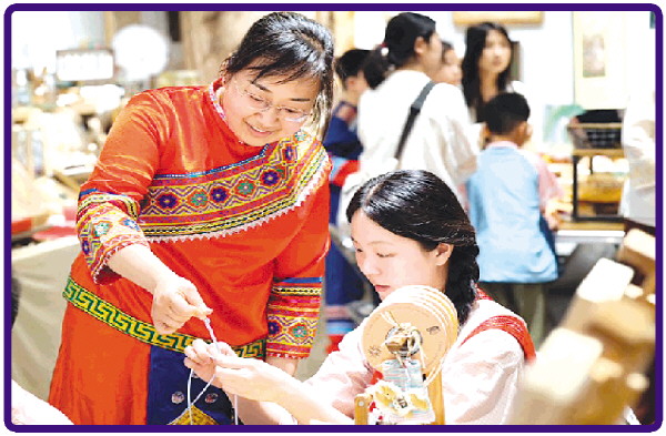 体验非遗魅力 感受民俗乐趣