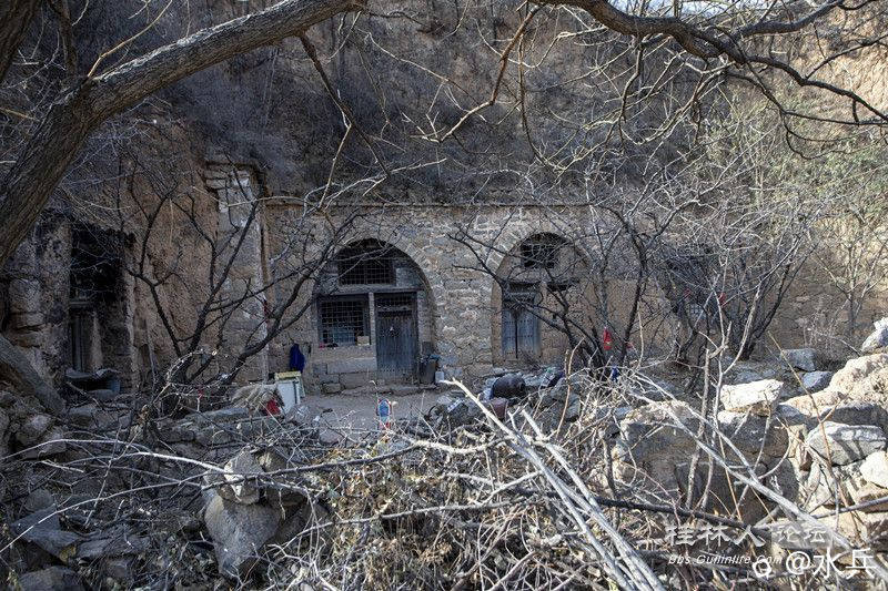 IMG_山西翼县窑洞8927.jpg