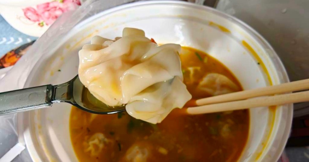 在桂林，馄饨也能有贵州风味的了