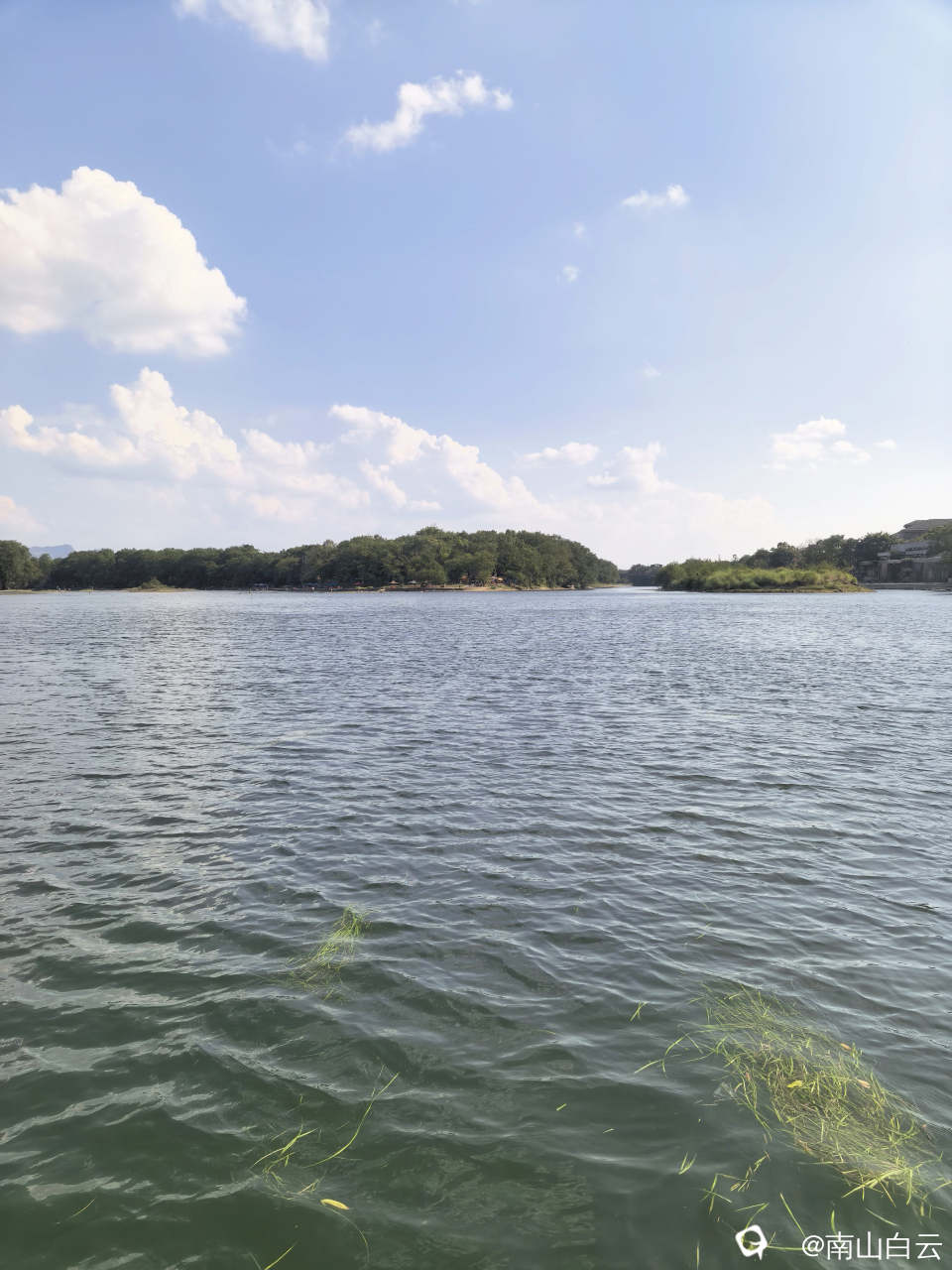 4ae23cf0-e655-47c6-99ca-058c3ef42d8a.jpg