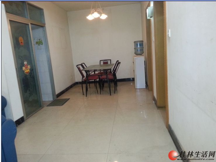 888  �ͼ۳��⣡����·�������� 	321	3F	110�O	��װ	1300Ԫ/��	 	�ҵ�Ҿ���ȫ   ��