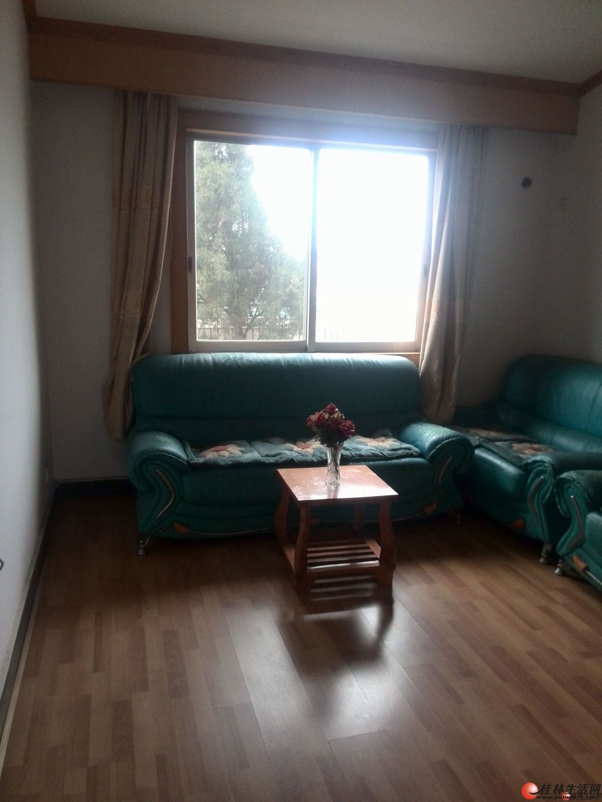 J���������ж��桿 4��2��200ƽ�� ������ʽ 4000/�� ��ס����