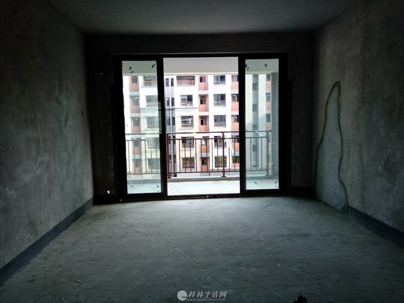 �ź��Ŵ��л������� 80�� 4��2��2�� ë��