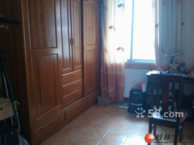 �����������С�� 3��2�� 80�O 45�� �������