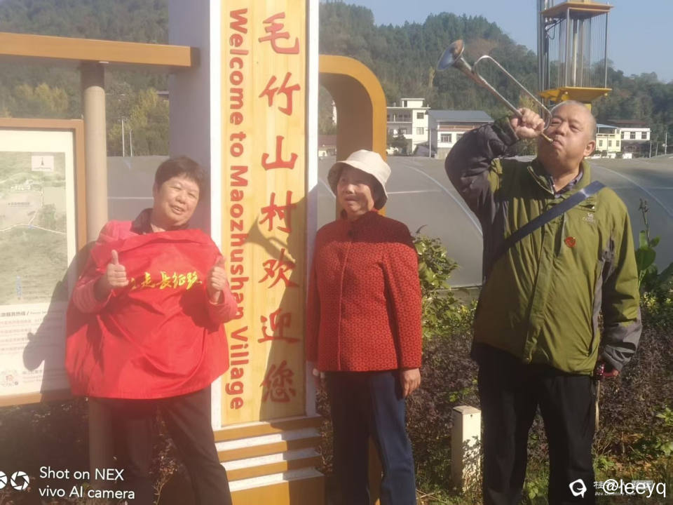 微信图片_20251017225331_426_267.jpg
