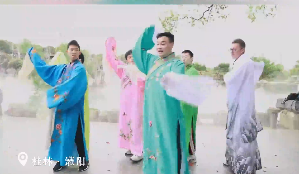 桂林研學少年沉浸式體驗桂林戲曲文化，網友：羨慕了，又是別人的學校！
