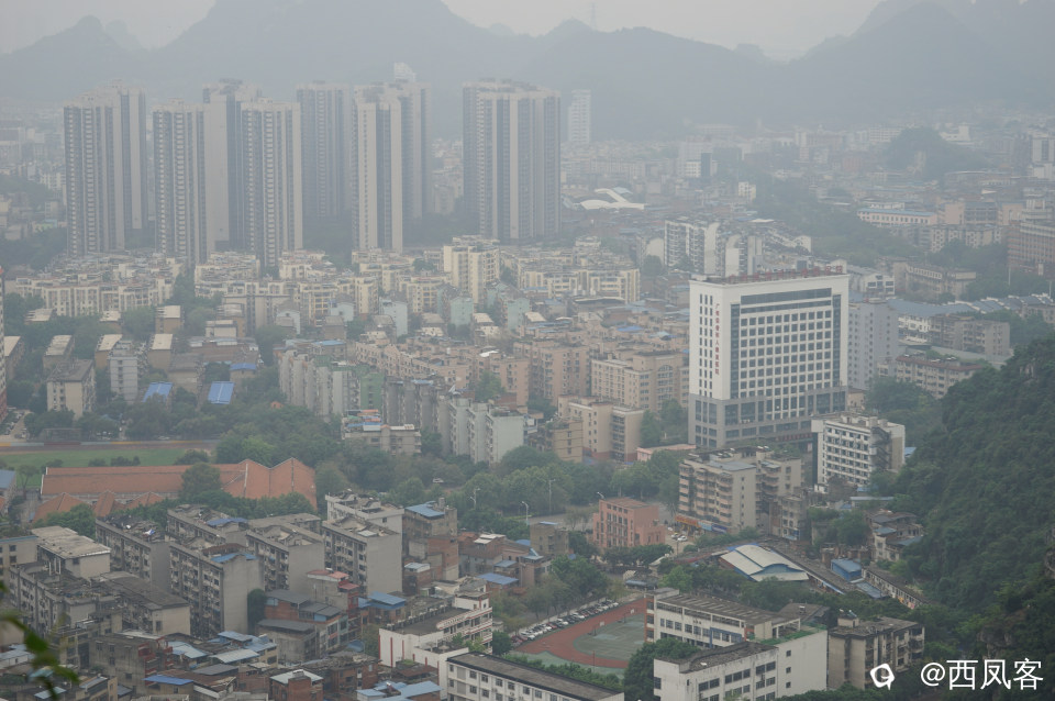 马鞍山上观市景