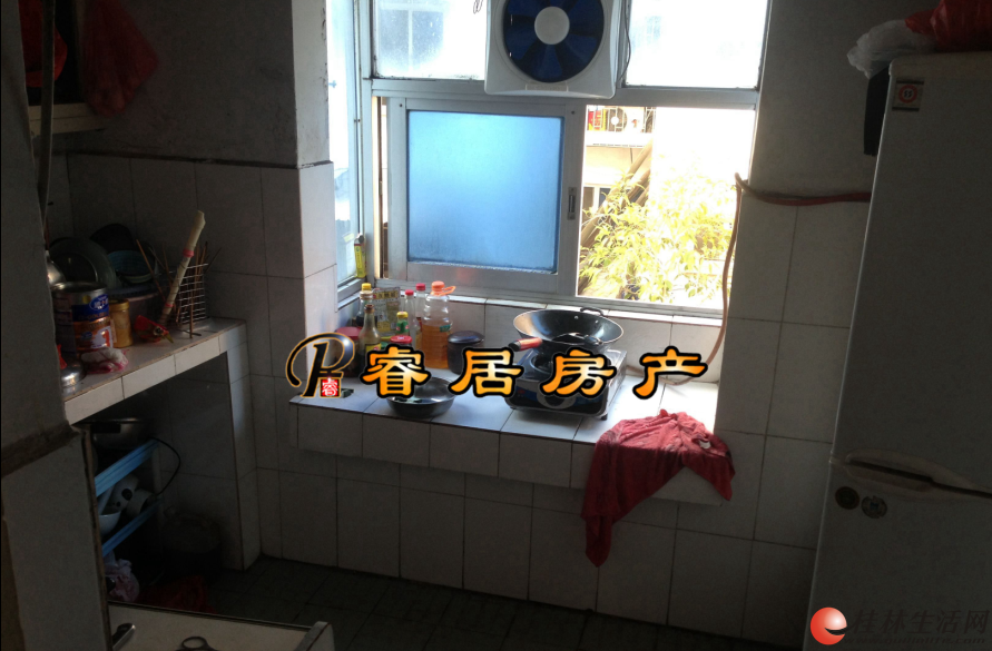 Z ������Ψһס����ʡ�߶�˰�ѡ�  ������ 𽶫С��  2��2��1��  �ƽ�3¥  55��