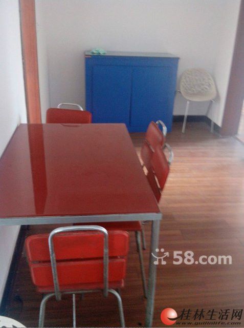 ����· 3��2��2�� 100�O 60�� ��װ 6¥+������� 2000�� ˫֤��ȫ