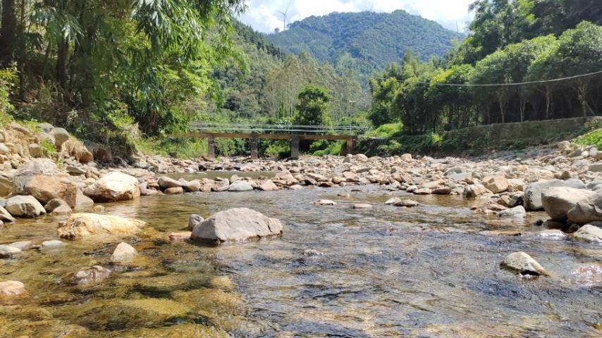 桂林避暑溪泳好地方&mdash;永福银洞流清