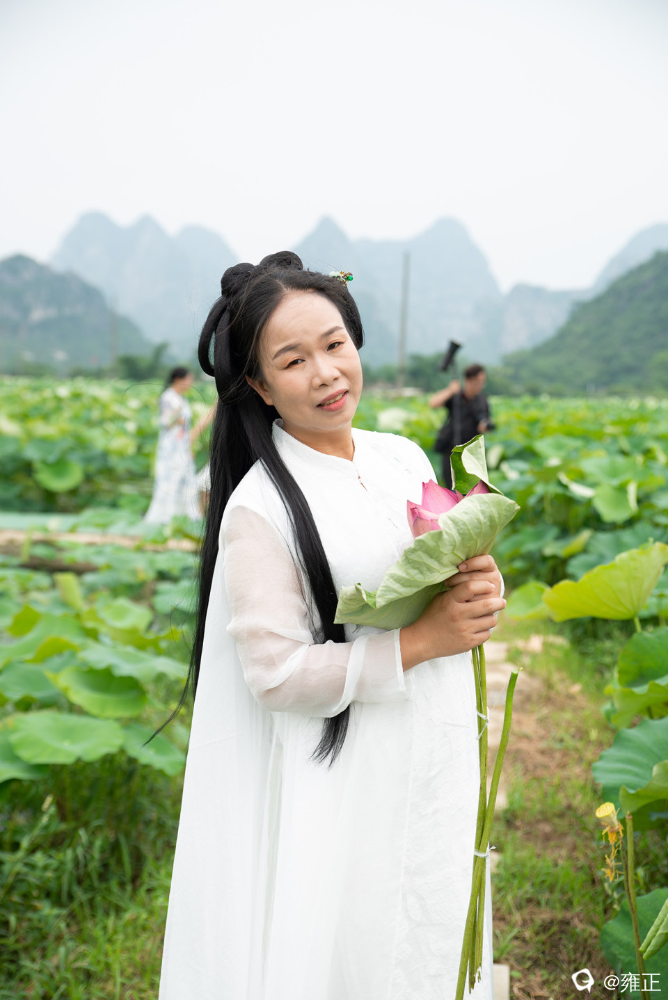 可预约拍摄服装化妆18807736341姣姣