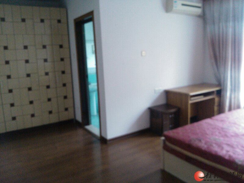 �����¶� 3��2�� 135 ƽ�� 2800Ԫ�� ��װ ��ֵ ��������