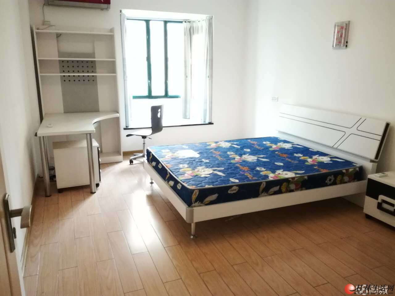A�ߵ�С�����㳡���͹��ʹ��ݾ�װ��3��2��2�������143ƽ�ף��������ۣ�����115���