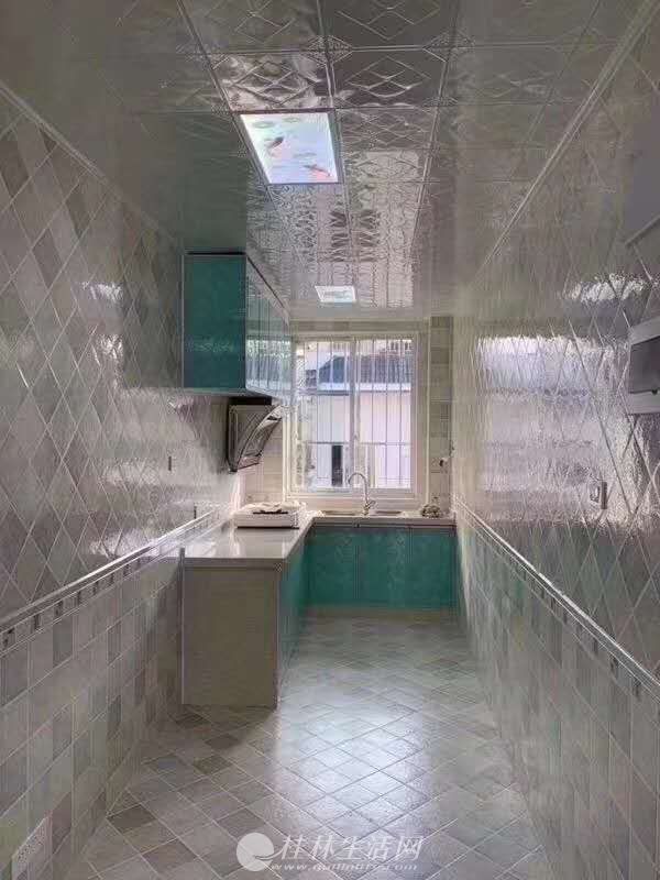 ������ ���⻨԰ ���ű���ѧ�� ȫ��װ��δ��ס�ͳ�������