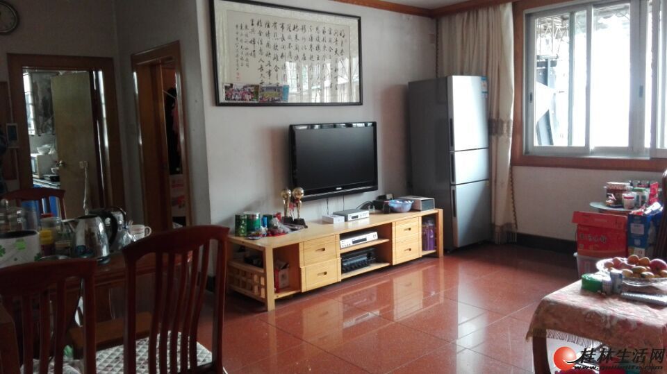 1�ź�ѧ�� �����ľŸ���98��3��1��1��89�O ��ƽ̨4¥��¥����ͣ����