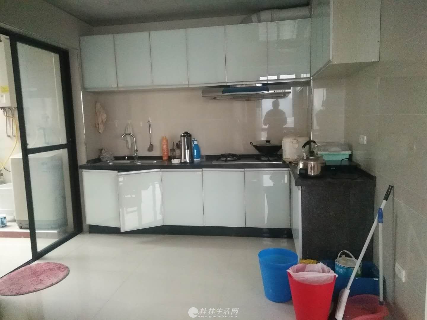 �콭�ϣ���ɽ���������ͳǵ���186ƽ���㸴ʽ4�� ˫¶̨�ܼ����ͳ�λ220��
