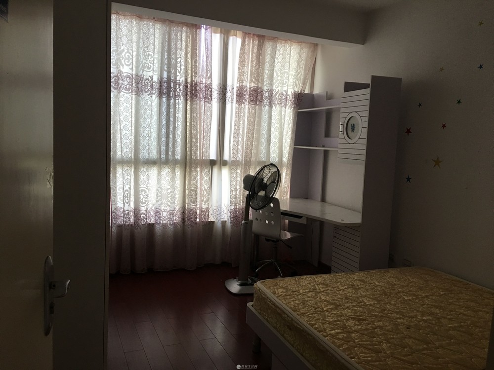 TT��ɽ���������ͳǵ��ݾ�װ�޴�����142ƽ��140��