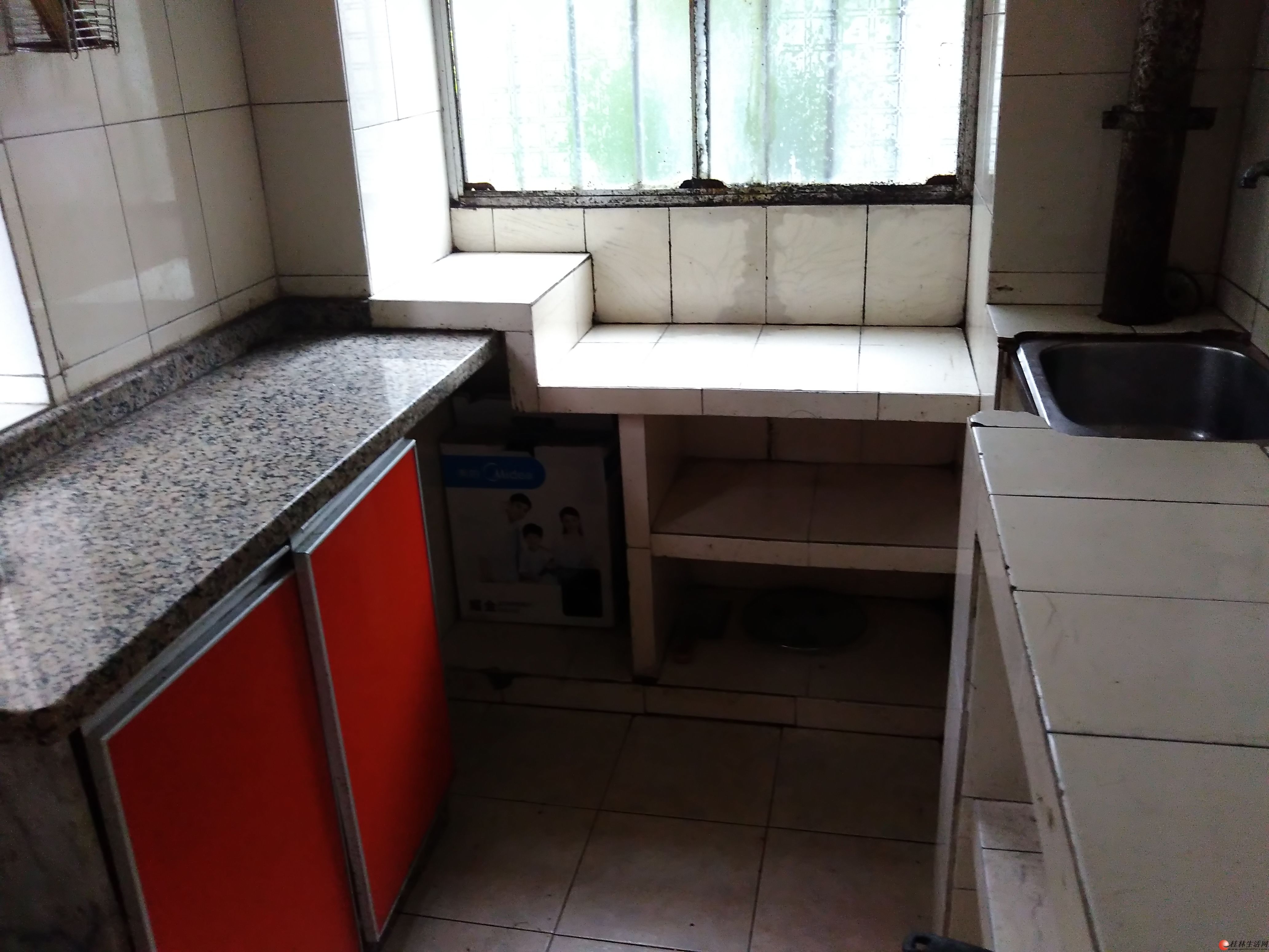 ����С��������ʦ�󡢶�����׿ȻСѧ������Сѧ��3¥����һ��
