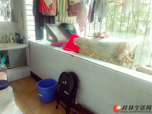 888  �÷�����  ӣ����ׯ԰   322	5F/6F	110�O	��װ		��Ʒ��	60��	  δ������  ֤��