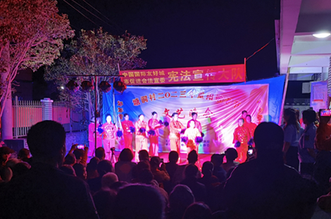 重阳秋色暖，敬老情更浓！塘洞村举办重阳节文艺晚会