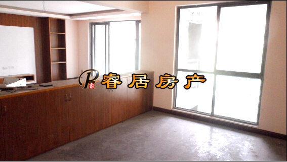 Z С��԰�����ġ���̩ ���Ű뵺�� 176�O ����4��2�� ���� 260��