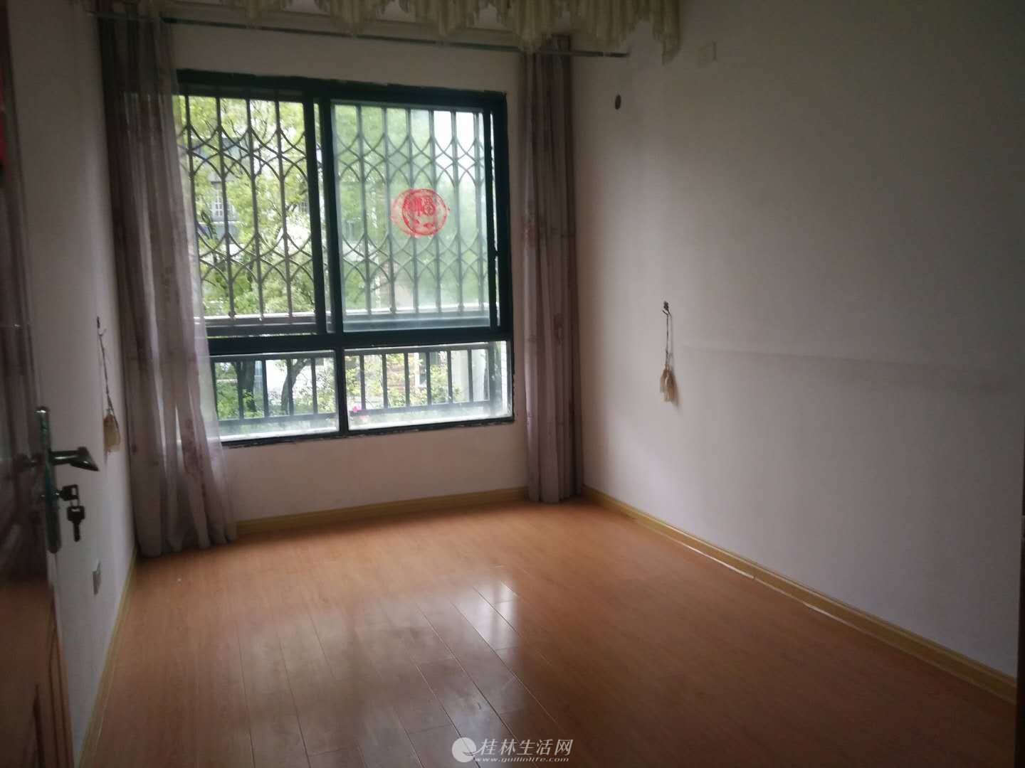 ������ɽ���������ͳ��콭�Ͼ�װ3��2��1��92ƽ2200�����ס