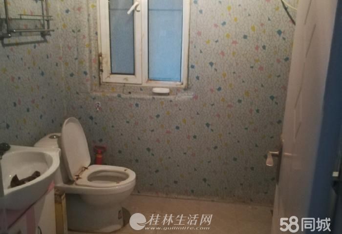 ����·����վ�Զ��Ҷ���һ������