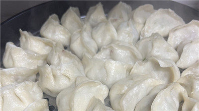 自己在家搟皮包餃子就是香