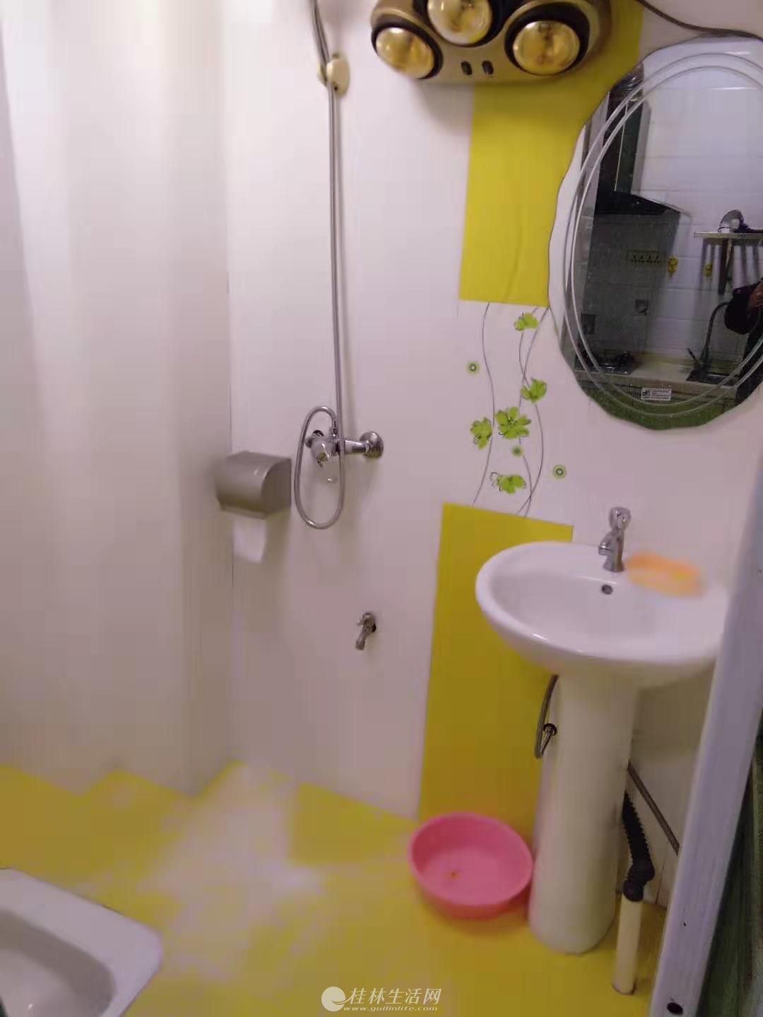 �ļ���԰��1��1��װ������3¥��04�꣬��С����ҵ
